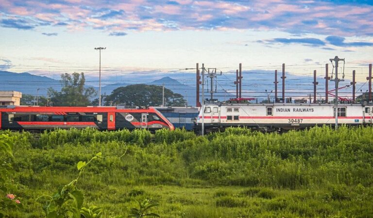Airfloa Rail Technology IPO GMP Signals 118% Listing Gain, Issue Booked Over 15 Times On Day 1